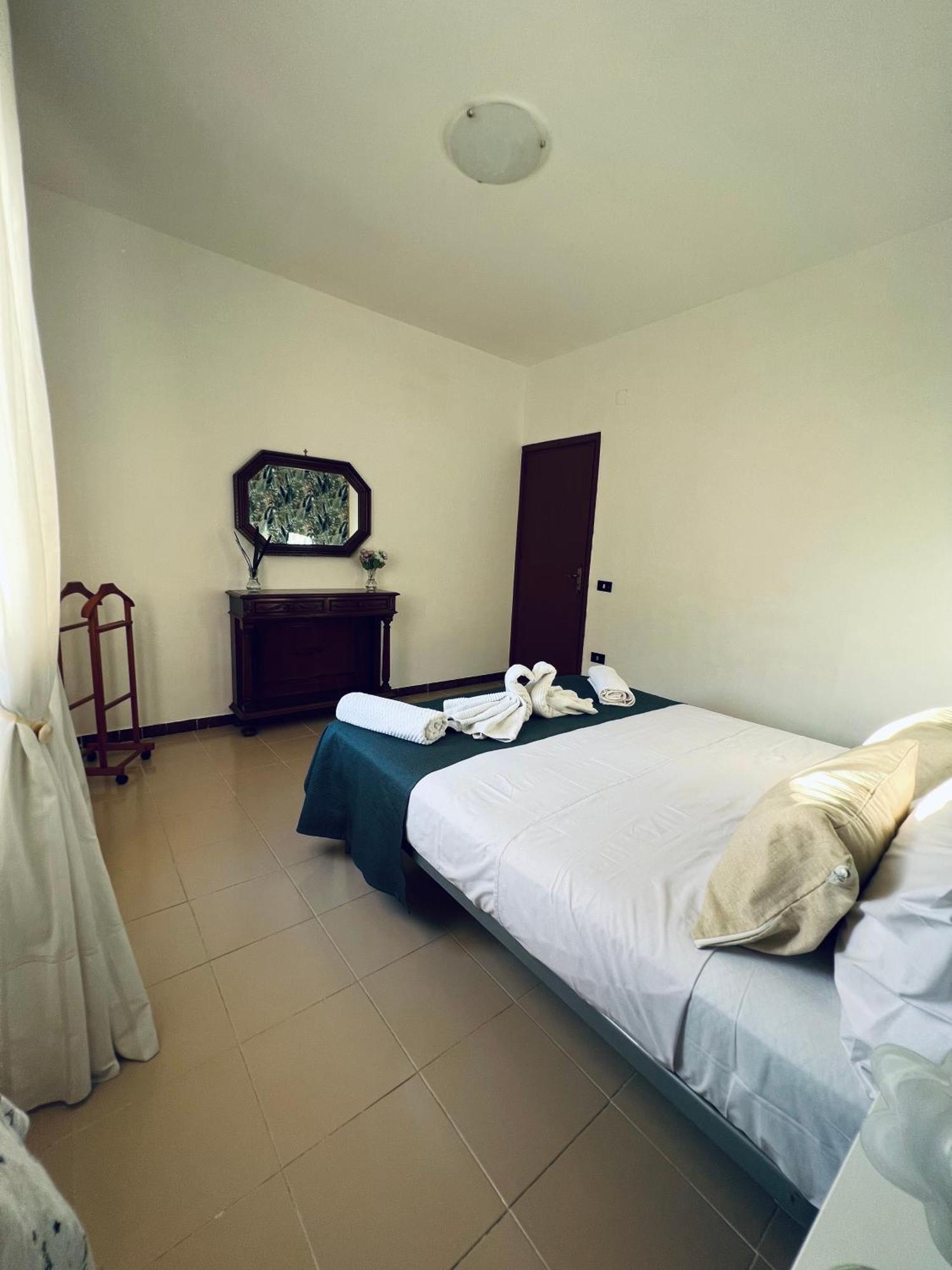 Sun House Apartment Palermo Exterior foto